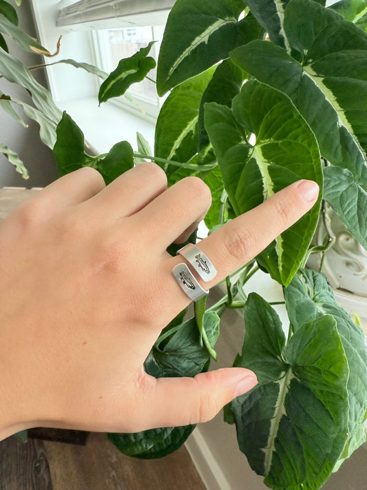 Split Band Double Fish Ring